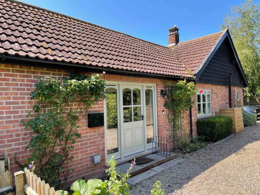 Lovely Quiet Cottage Sleeps 4 Adults, 4 Children, Dog Friendly Cley next the Sea Exterior foto