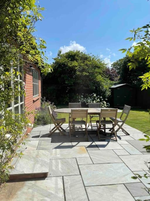 Lovely Quiet Cottage Sleeps 4 Adults, 4 Children, Dog Friendly Cley next the Sea Exterior foto